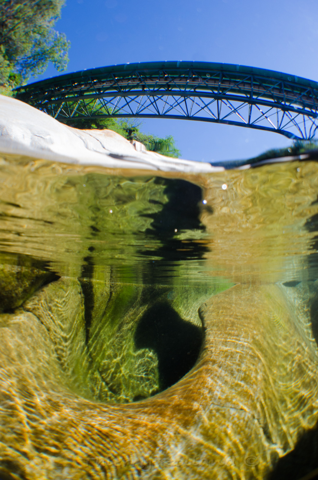 Ponte brolla - val Maggia - Suisse